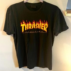 Thrasher tee, has some cracking on logo